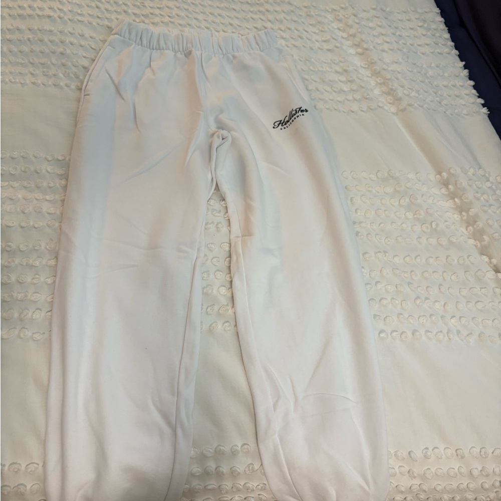 Hollister women’s White Joggers